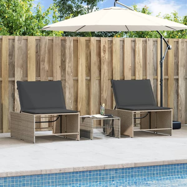 vidaXL liggestole med bord, sæt med 2, grå, polyrattan