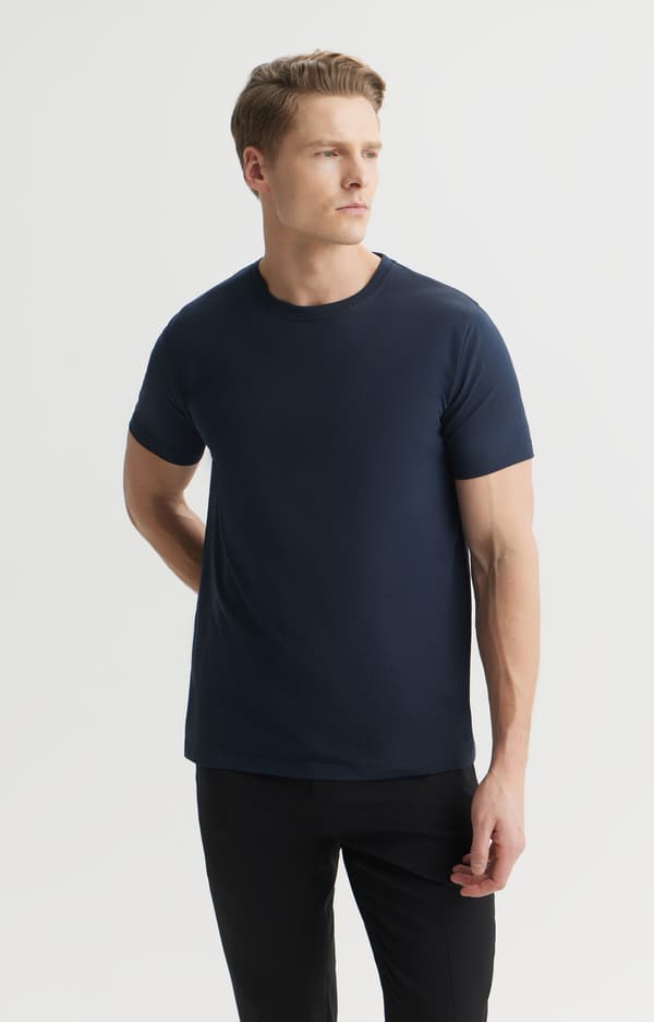 Ensfarvet t-shirt M