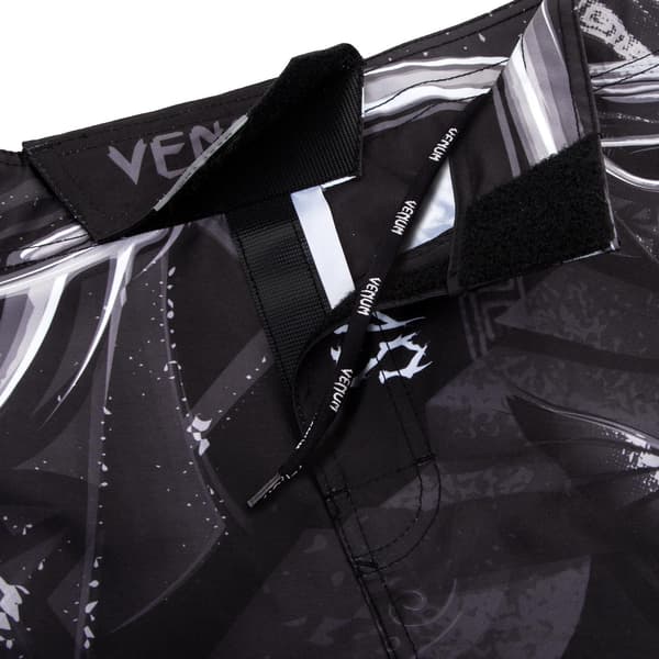 Venum MMA Gladiator 3.0 Shorts Sort L