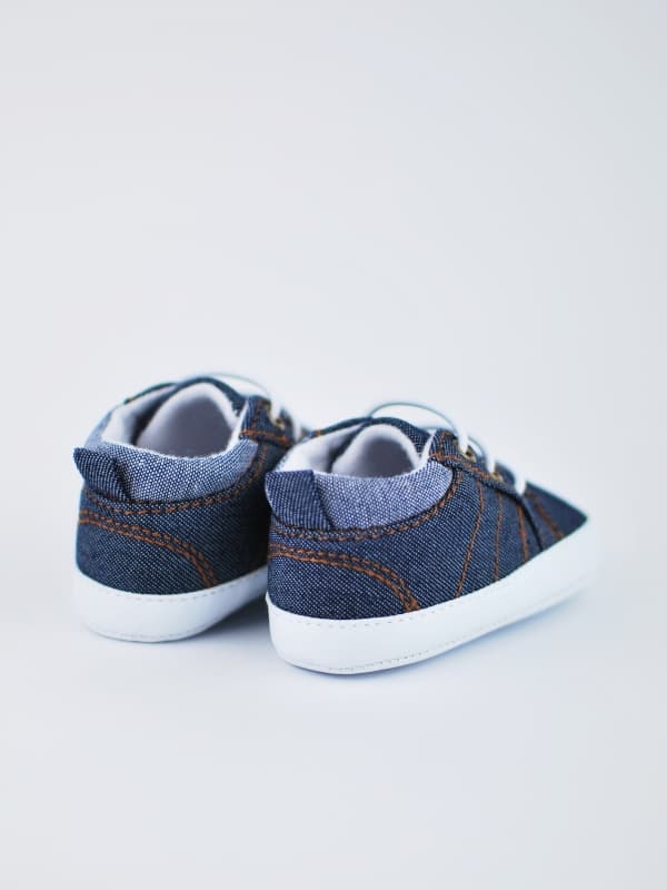 Marinblå eleganta barnsko i jeans 0/6 år