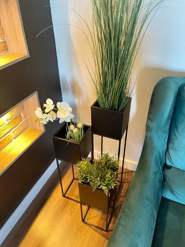 Urtepotteskjuler metal sort Loft Lorient L 19x19x87cm