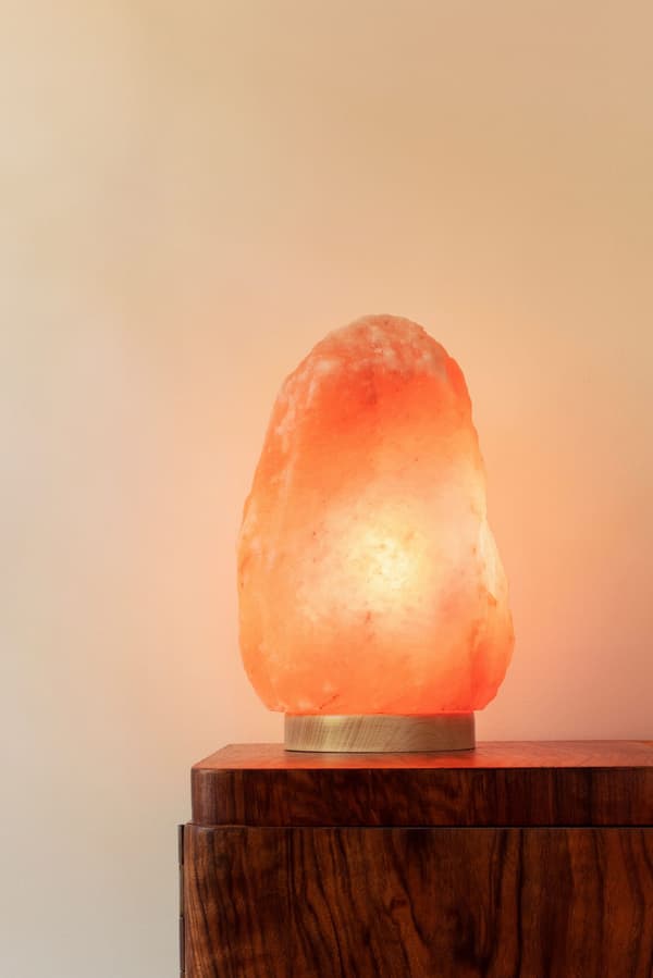 Saltlampe - mellemstor lavet af KŁODAWSKA-salt