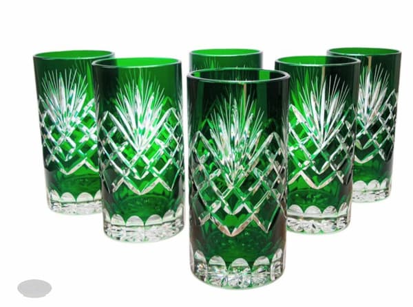 Smaragdkristallglas för vatten och drycker 320 ml Ananas