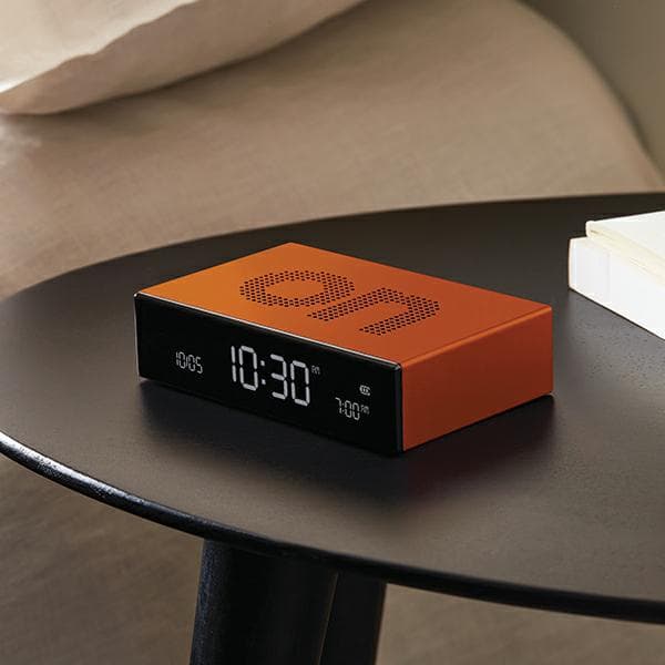 Lexon Flip Premium dubbelsidig väckarklocka, orange