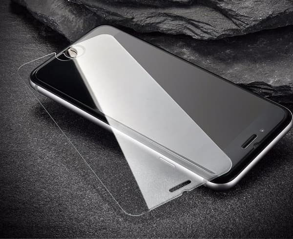 Skärmskydd i härdat glas för iPhone 15 Pro Max