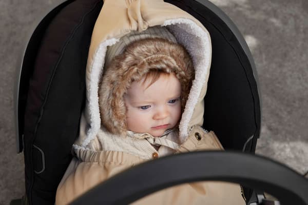 Elodie Details - Sovepose til bilsæde - Pure Khaki