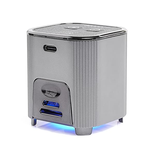 UV-LED-kovetuslamppu akulla