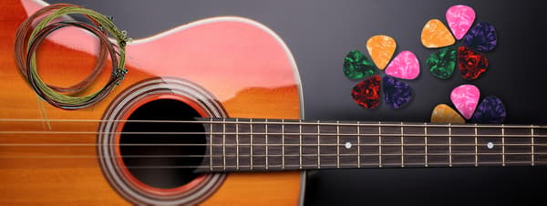 MusicMate MM-A90 AcousticPack tilbehørssæt til akustisk guitar