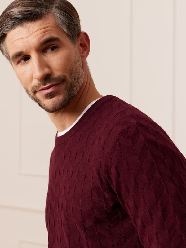 JOSHUA M BURGUNDY SWEATER