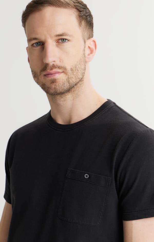 Ensfarvet t-shirt S