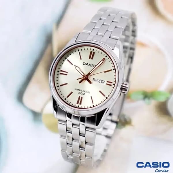 Casio naisten kello LTP-1335D-9A + laatikko