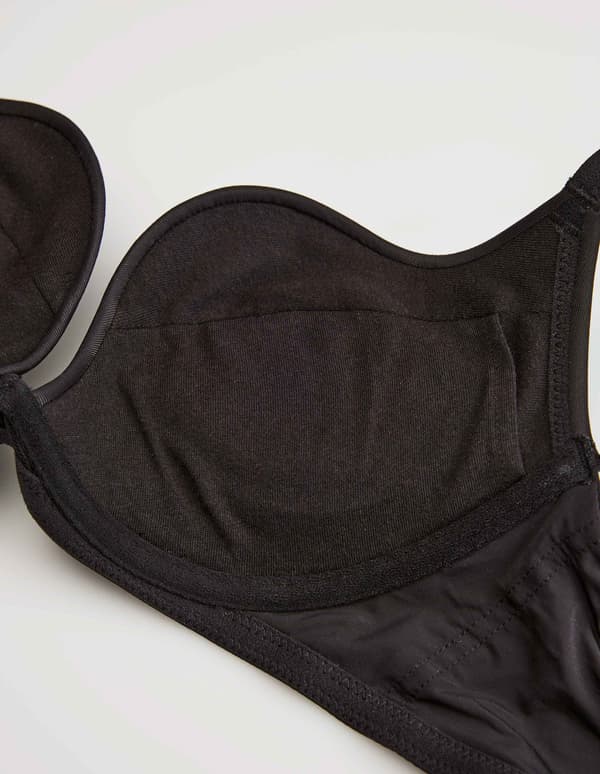 Q1.02 CLAUDIA Esotiq push-up -rintaliivit | musta 65E