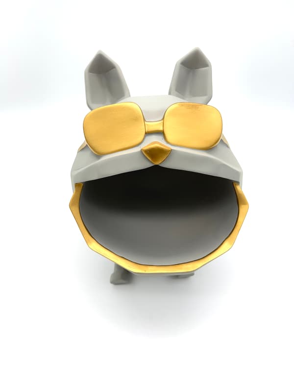 ONNELLINEN HARMAA BULLDOG