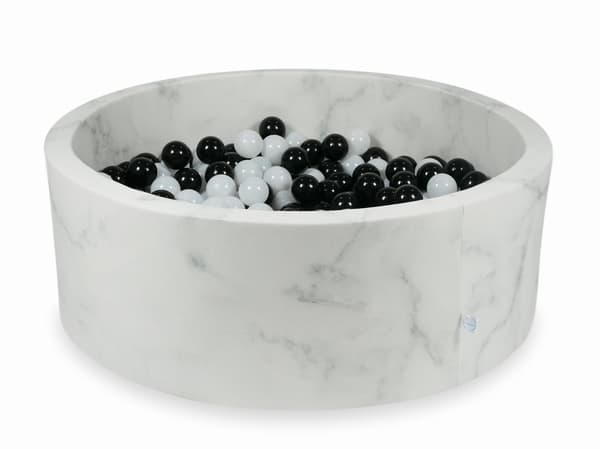 Tør pool 110x40 marmor med 500 bolde: sort, hvid sweater