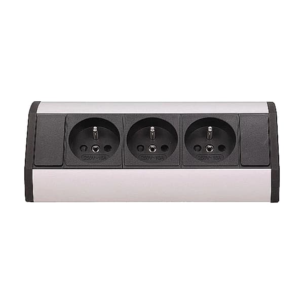 Triple Corner Møbelstikdåse under Skab med Jordkabel