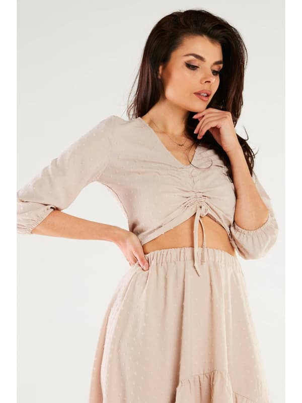 Beige bluse med 3/4 ærmer L
