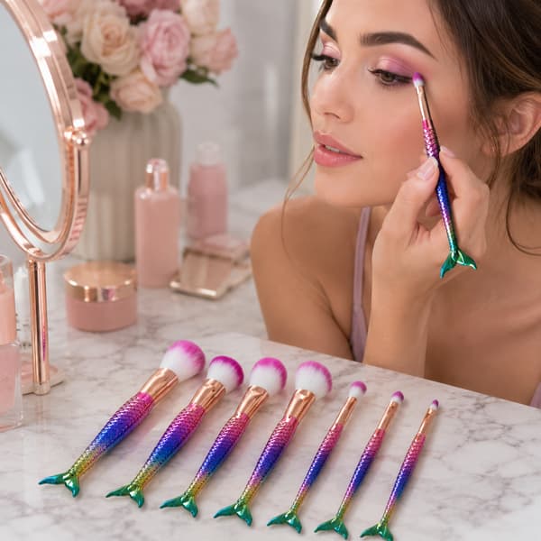 Sæt med professionelle øjen- og ansigtsmakeupbørster, 7 dele
