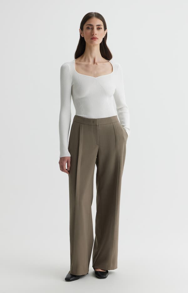 Stickad blus med ribbad mudd XXL
