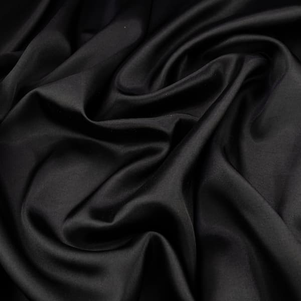 Satinstof med lycra, sort farve