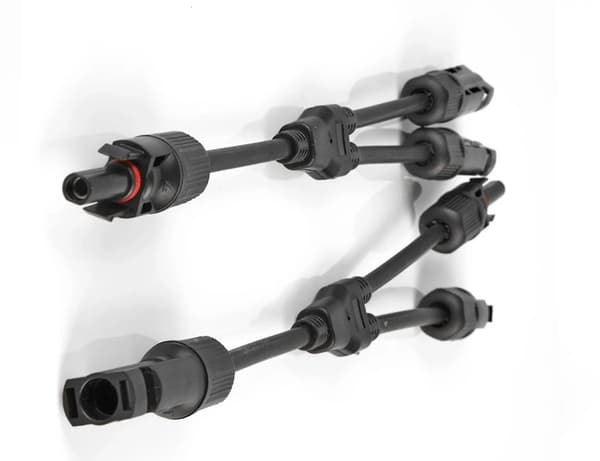 Solcellestik parallelt to-terminalt med MC4 1000V Y3-kabel til paneler