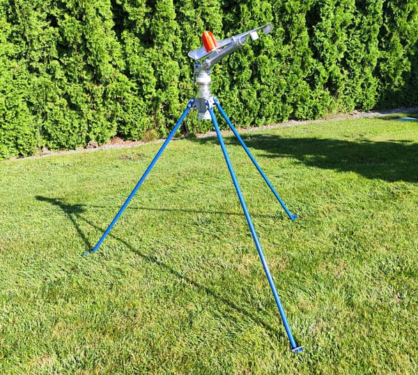 FÄLTSPRINKLERARE 360° STATIV