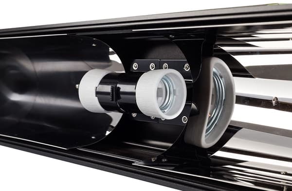 Repti-Zoo Basic 45 cm valaisin kahdelle lampulle