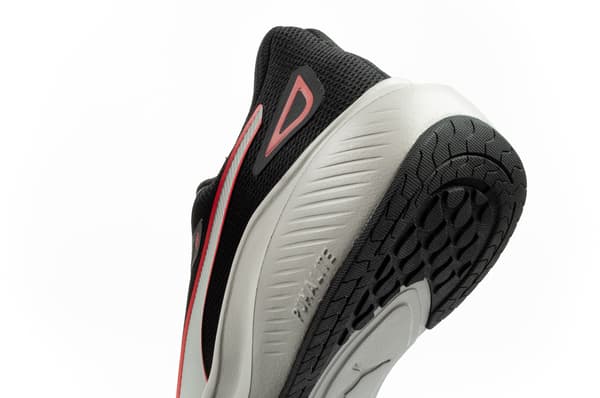 Puma Skyrocket Lite sort/rød/grå [379437 38] størrelse 44.5