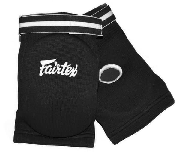 Fairtex EBE1 Kyynärpääsuojat Musta