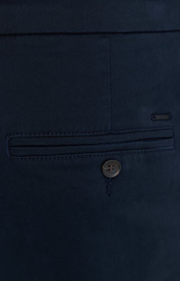Slim fit chinos 31/32