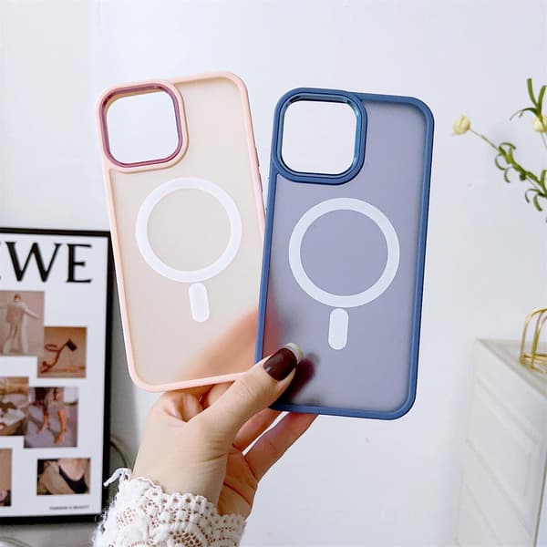 Magnetisk cover med MagSafe til iPhone 15 Pro Max, huller til snor, sort