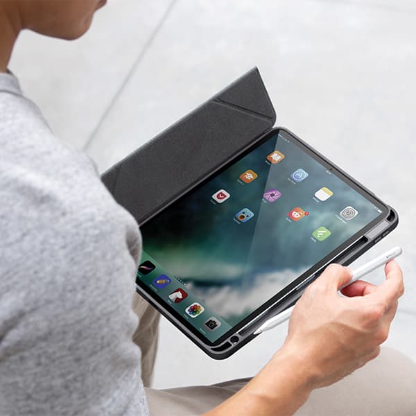 UNIQ Moven-etui til iPad Air 13" (2024), blå