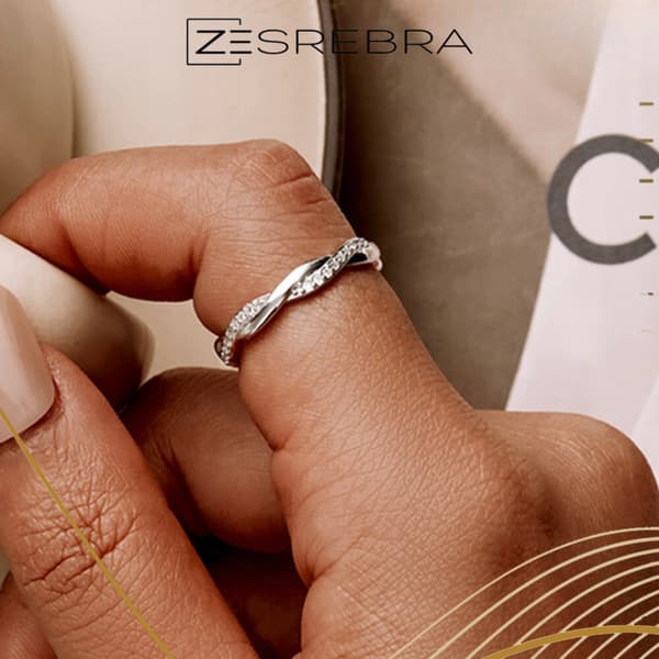 Silver sammanflätad ring pr 925 storlek 12 zirkoner kristall silver