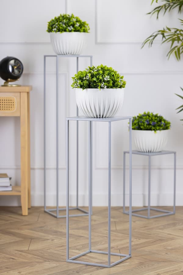 Grått stående blomställ 70 cm