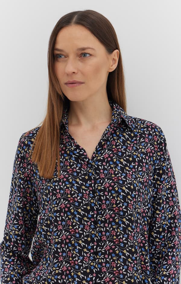Löst sittande blommig skjorta 36