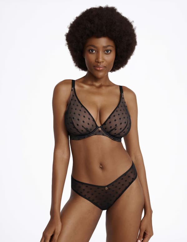 Izzie S Trusser