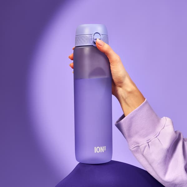 ION8 BPA-vapaa I8RF1000PERI Leikkisä Perinwinkle-pullo