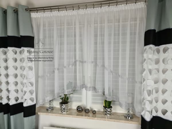 Verho strasseilla 400/150cm
