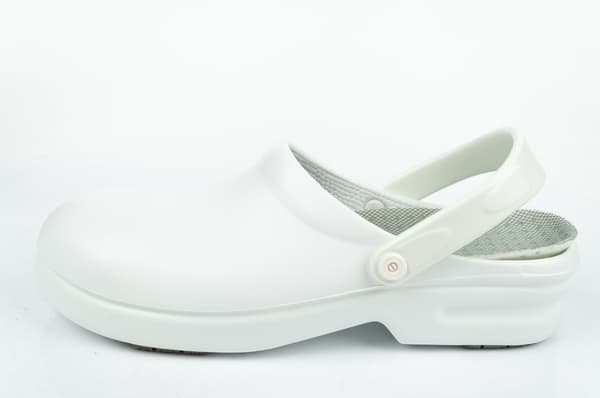 Safeway Medical White [AD811] 40/41