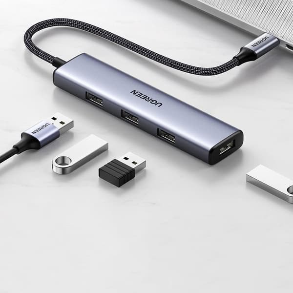 USB-C - 4x USB 3.2 HUB -jakaja, hopea