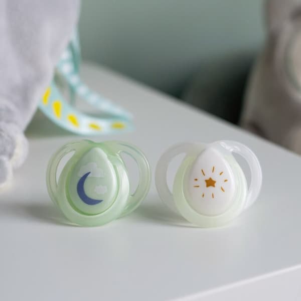 TOMMEE TIPPEE TTP43338095 NAT-sutter 0-6mdr. mix 2-pak
