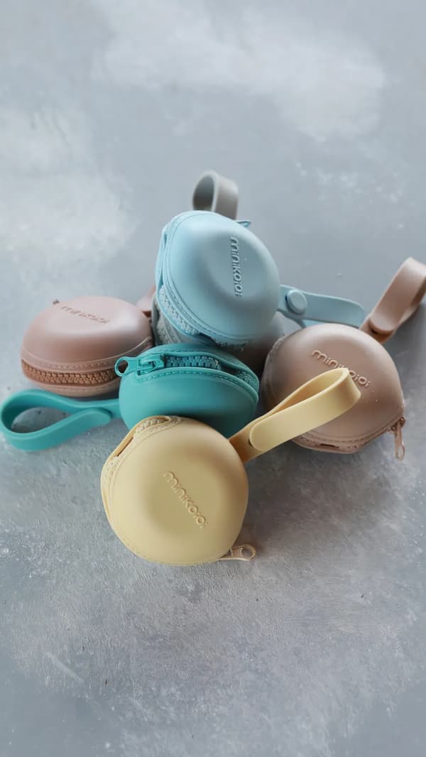 Napphållare Silikonfodral Blå MinikOiOi Universal
