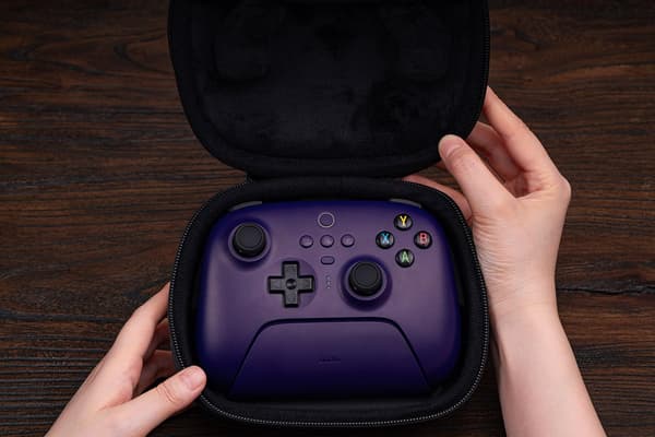 8BitDo-matkakotelo Ultimate-ohjaimelle