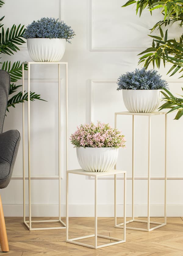 Kräm stående blomsterställ 100 cm