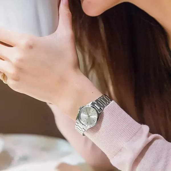 Damklocka Casio LTP-1183A-7A (zd516d) + Låda