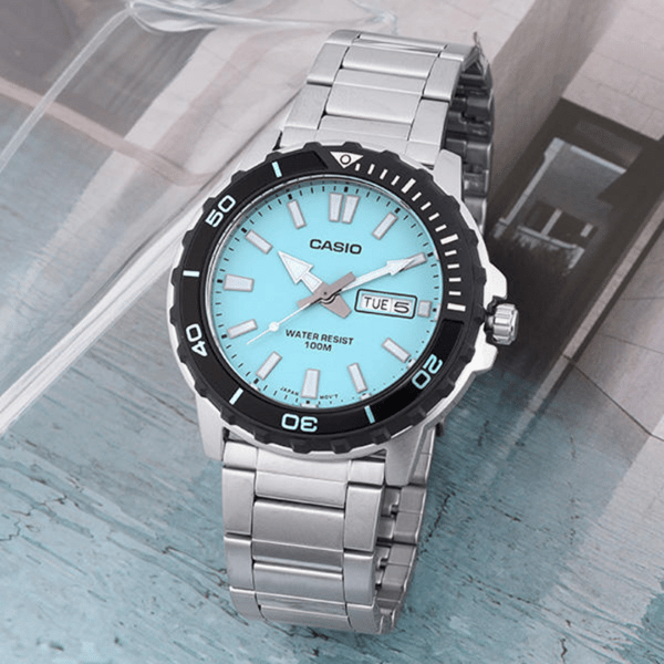 Herreklocka Casio MTD-125D-2A3 med låda WR100
