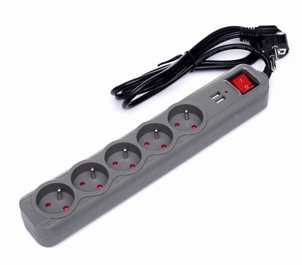 Jatkojohto USB-liittimillä 1,5 m KD4033