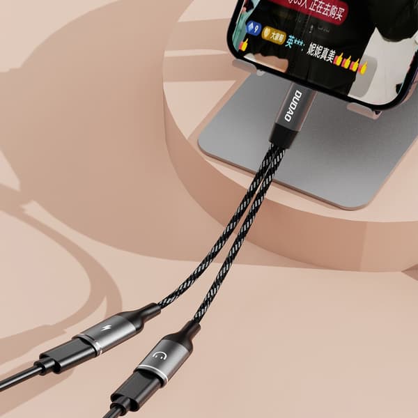 2-i-1 USB-C-splitteradapter för ström och hörlurar - grå