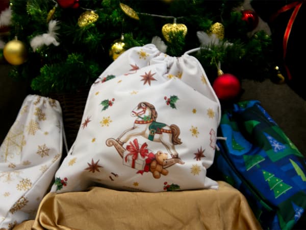 Presentpåse - Jul, Gunghäst (CARMANI)