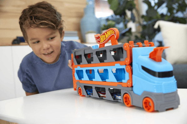 Hot Wheels Transporter Super Kilpa-auto (GVG37)
