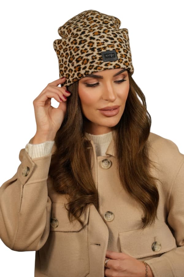 Dammössa i ull med leopardmönster och logotyp, ljusbeige Panji